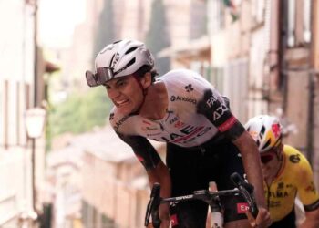 Isaac del Toro vuelve a escena como líder del UAE Emirates en el Tour de Austria