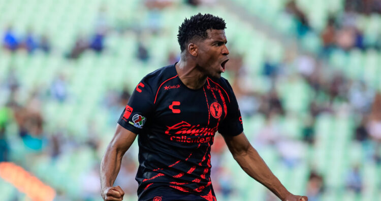 José ‘Pantera’ Zúñiga ya es del América y podría debutar ante Xolos esta semana