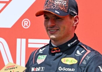 Max Verstappen seguirá en Red Bull para la temporada 2026