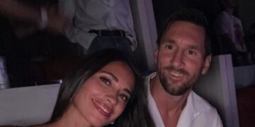 Messi y Antonela Roccuzzo aparecen en la kiss cam de Coldplay