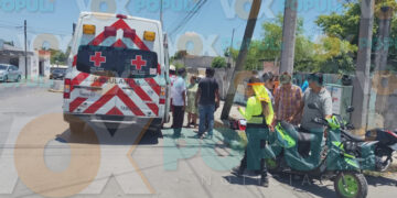 Motociclista choca y lesiona a repartidora en Ciudad Victoria, Tamaulipas