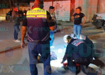 Motociclista derrapa y es trasladado al hospital con lesiones en Altamira, Tamaulipas