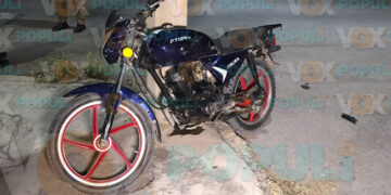 Motociclista ebrio intenta huir de operativo y acaba hospitalizado en Cd. Victoria, Tamaulipas