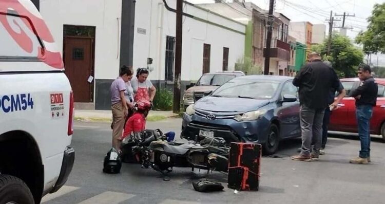 motociclista fractura centro Monterrey