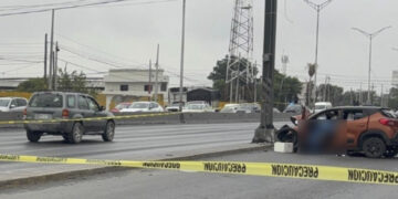 Muere conductor tras chocar contra señalamiento en Escobedo, Nuevo León