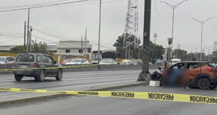 Muere conductor tras chocar contra señalamiento en Escobedo, Nuevo León