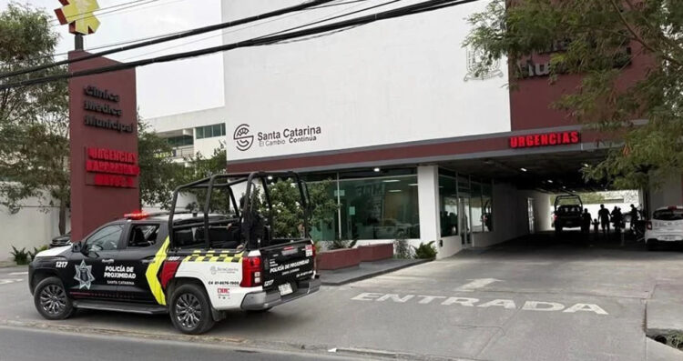 policía motocicleta tráiler Santa Catarina