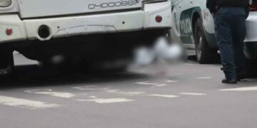 Mujer muere al ser atropellada por un camión en la Alcaldía Tlalpan, CDMX