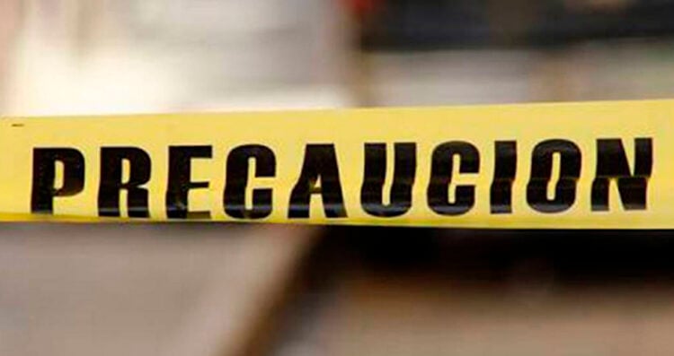 Mujer provoca choque en Nuevo Laredo, Tamaulipas, al ignorar alto
