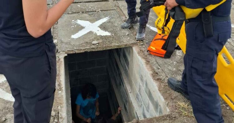 Mujer resulta herida tras caer en tumba de panteón en Marín, Nuevo León