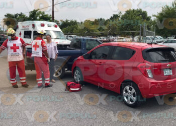Mujer resulta herida tras choque por maniobra imprudente en Ciudad Victoria, Tamaulipas