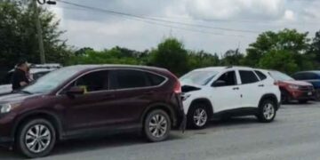 Mujer sufre lesiones tras choque en la carretera Valles–Mante