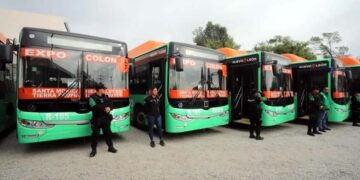 Nuevo León tendrá camiones nuevos y rutas reestructuradas para 2026: Samuel García