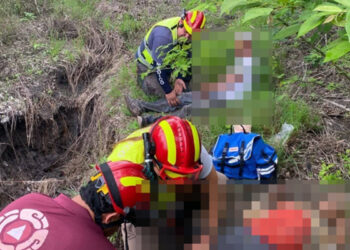 Pareja cae con su caballo a un barranco en González, Tamaulipas