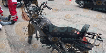 Pareja en moto resulta lesionada al rebasar sin precaución en Cd. Victoria, Tamaulipas