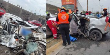 Pareja pierde la vida al impactarse contra un tráiler en la avenida de la Aurora de San Nicolás, NL