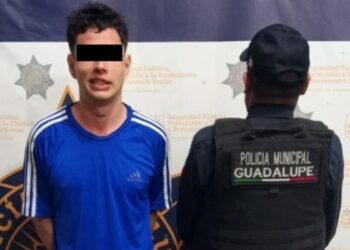 Policías rescatan a joven presuntamente retenida por su expareja en Guadalupe, NL