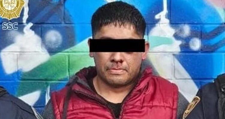 Policías rescatan a mujer Iztapalapa