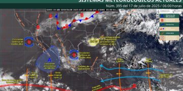 ¿Qué regiones tendrán chubascos y vientos fuertes hoy?