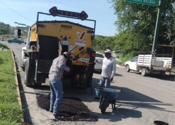 Reactiva Municipio de Victoria programa emergente de bacheo para reparar calles dañadas por lluvias