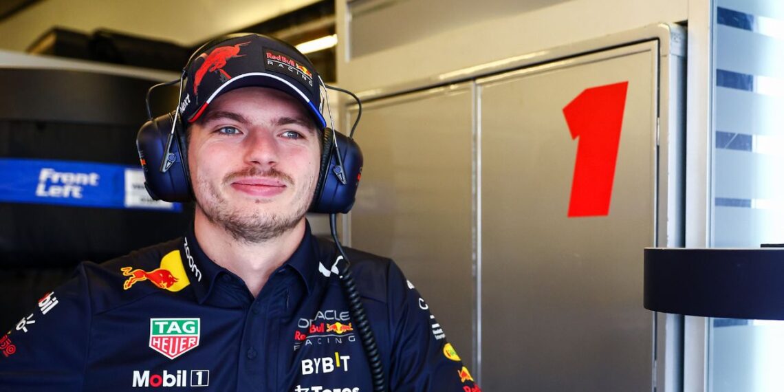 Red Bull depende solo de Verstappen para competir en 2025, admite Helmut Marko