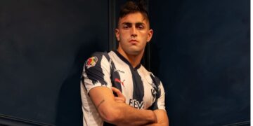 Santiago Mele Rayados