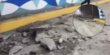 Se desprende parte del techo del túnel de la Loma Larga en Monterrey, NL