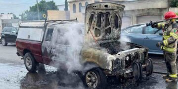 Se incendia camioneta con dulces en Matamoros, Tamaulipas