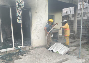 Se incendia casa en la colonia Vamos Tamaulipas de Cd. Victoria, Tamaulipas