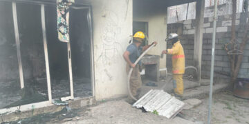 Se incendia casa en la colonia Vamos Tamaulipas de Cd. Victoria, Tamaulipas