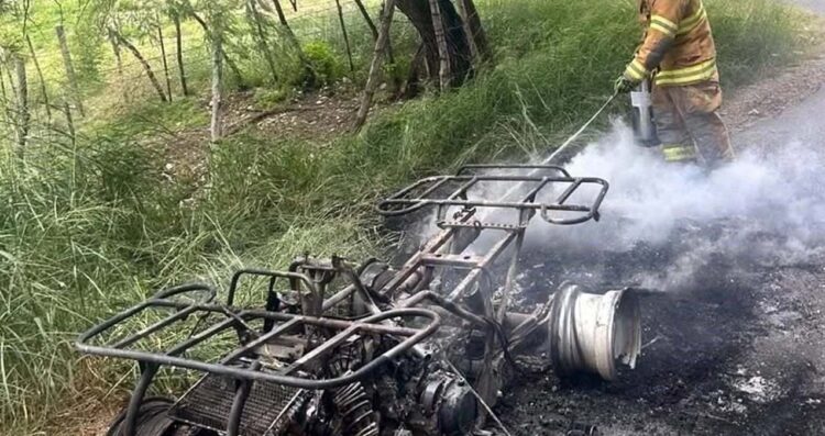 Se incendia cuatrimoto Galeana