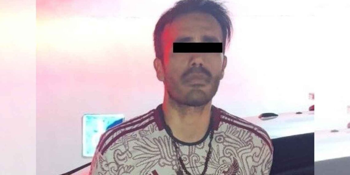 Sujeto es detenido en Monterrey por agredir e intentar lanzar a su pareja de un balcón