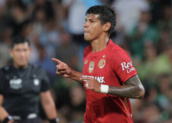 Toluca firma remontada histórica y vence 4-2 al Santos Laguna en el TSM