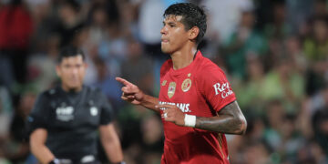 Toluca firma remontada histórica y vence 4-2 al Santos Laguna en el TSM