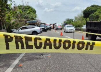 Tragedia en la carretera de Tabasco atropellan a madre y sus dos hijos