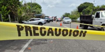 Tragedia en la carretera de Tabasco atropellan a madre y sus dos hijos