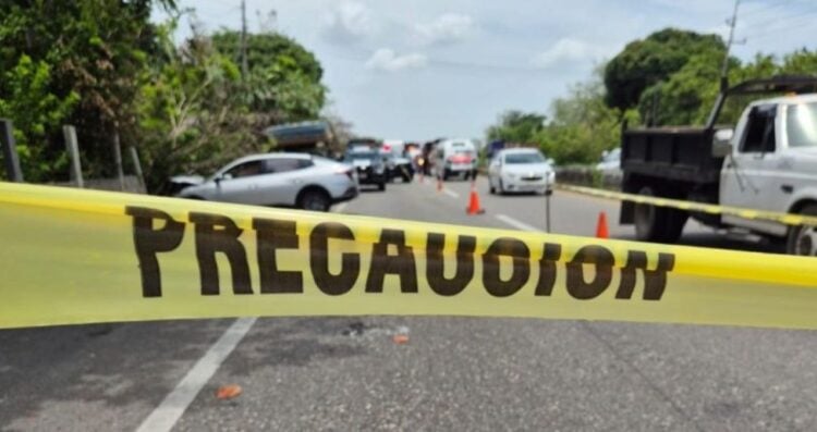 Tragedia en la carretera de Tabasco atropellan a madre y sus dos hijos