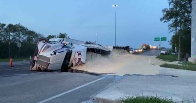 tráiler volcado Victoria