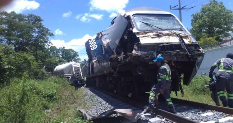 Tren Interoceánico tráiler Macuspana