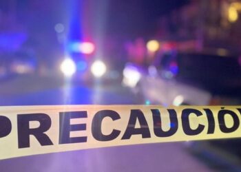 Video muestra atropellamiento en Puebla; conductor huye sin auxiliar a la víctima