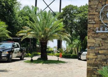 Violento asalto en quinta al sur de Monterrey, Nuevo León roban auto y 400 mil pesos
