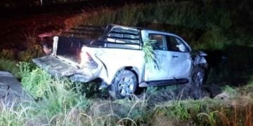 Volcadura de camioneta en Galeana, Nuevo León, deja 2 heridos