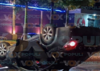 Vuelcan jóvenes tras parranda en Ciudad Madero, Tamaulipas