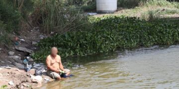 bañarse en el río Bravo