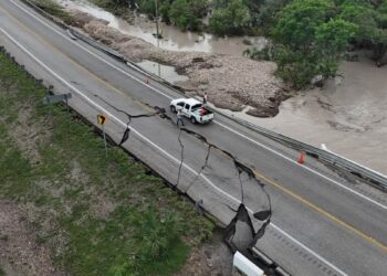 carretera dañada sur de Tamaulipas