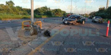 colisión contra poste en altamira