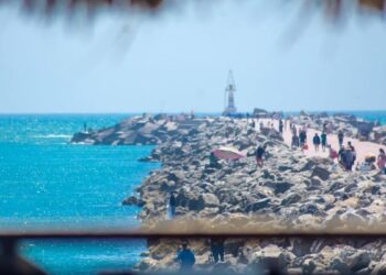 derrama económica en playa Miramar