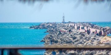 derrama económica en playa Miramar