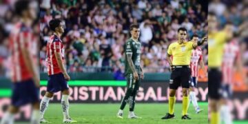 error del VAR contra Chivas