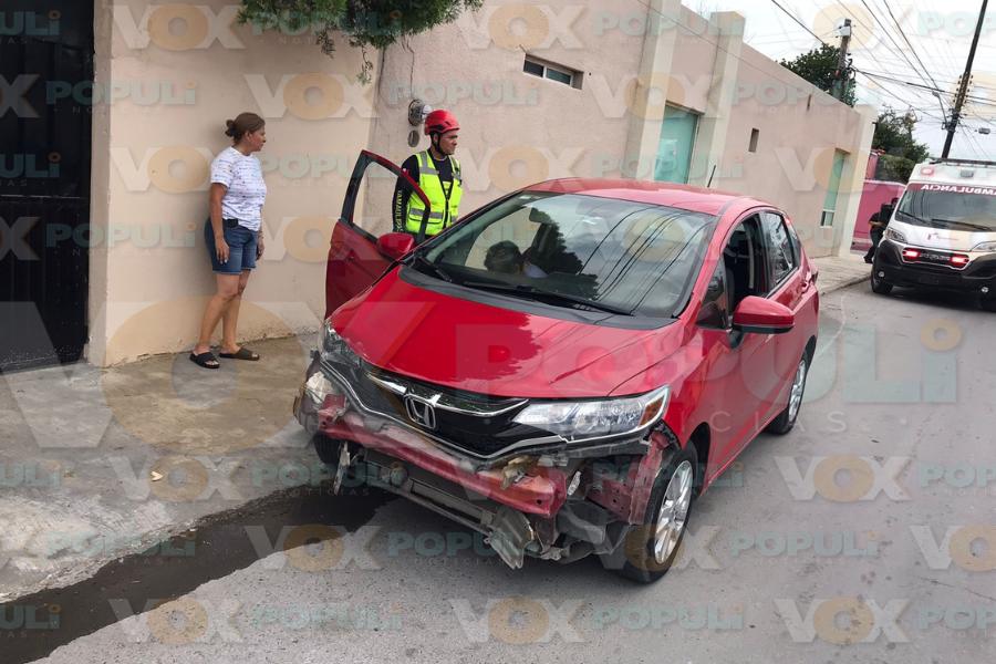 fuerte choque en centro de Victoria